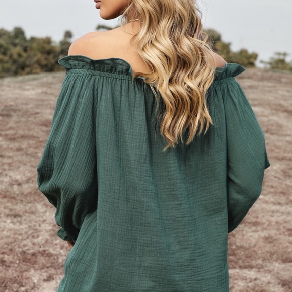 Off-The-Shoulder Ruffle Top - Picture 4 of 4